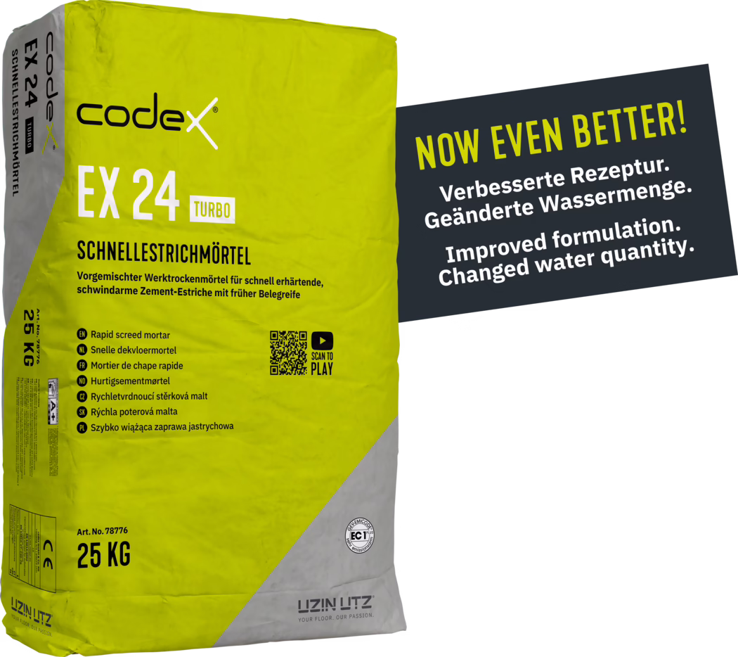 codex_Dummy_EX 24 Turbo_Störer_left_2025-12 Balení rychlovyrovnávací malty codex EX 24 turbo. Na vrchu je jasně žlutý design s názvem produktu a hmotností, doplněný pokyny pro zlepšenou formulaci a množství vody. Na straně se nachází další překlady 'rychlovyrovnávací malty' ve více jazycích a QR kód pro další informace.